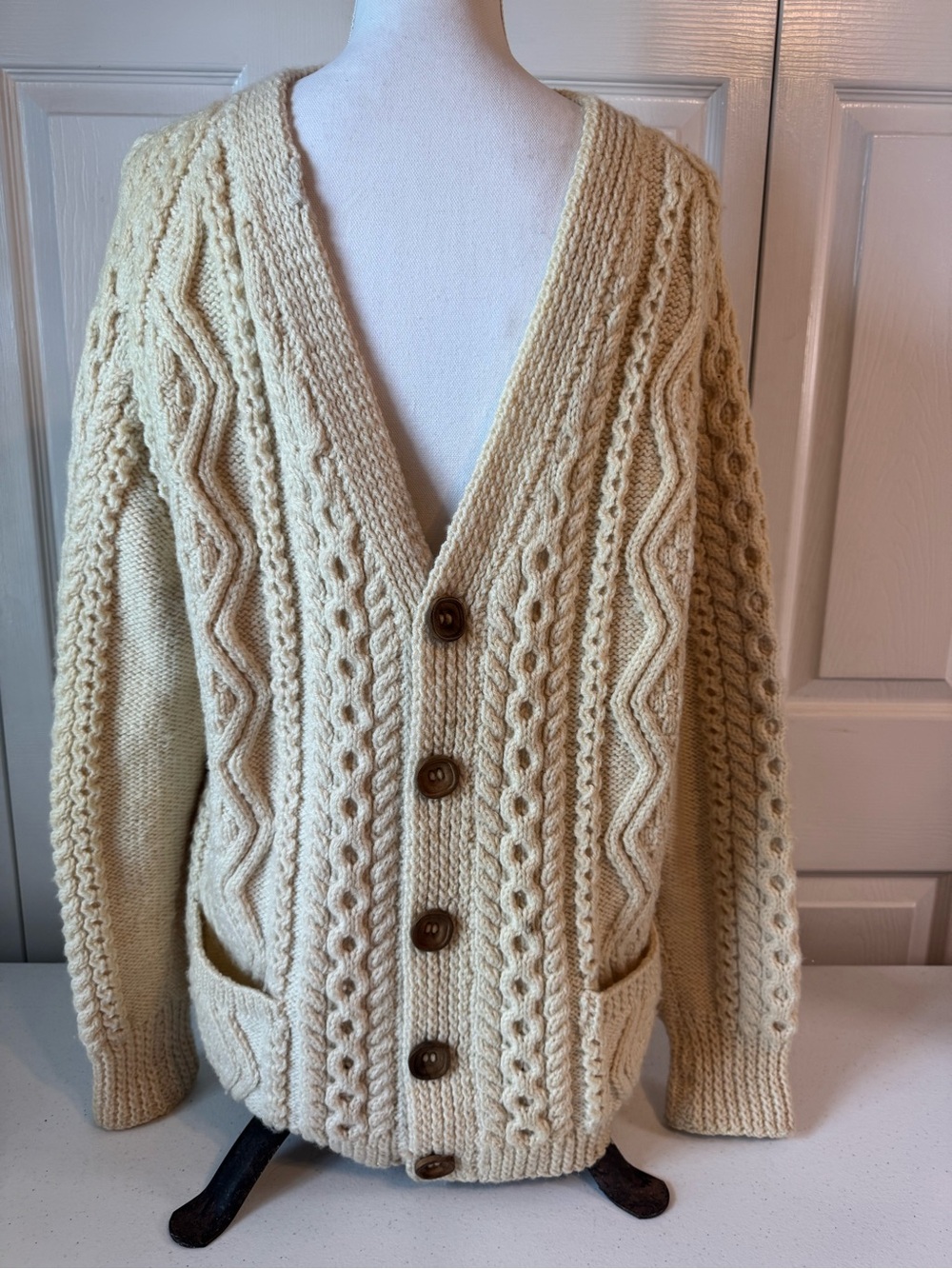 Abercrombie & Fitch Cream Cable Knit Button-Front Cardigan